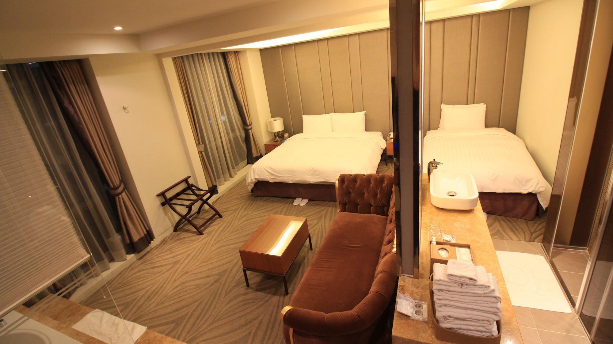 Grammos Hotel Seul Esterno foto