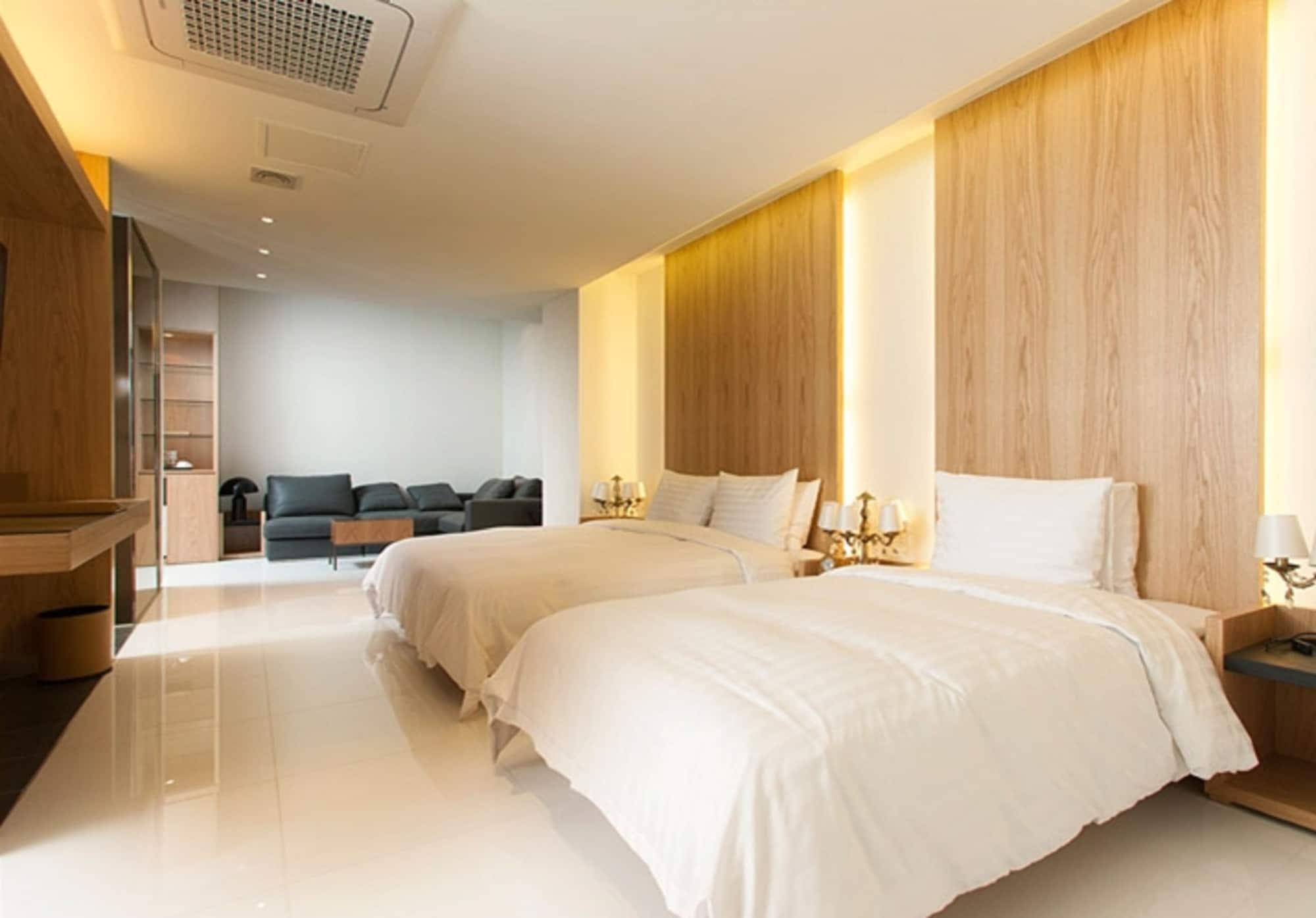 Grammos Hotel Seul Esterno foto