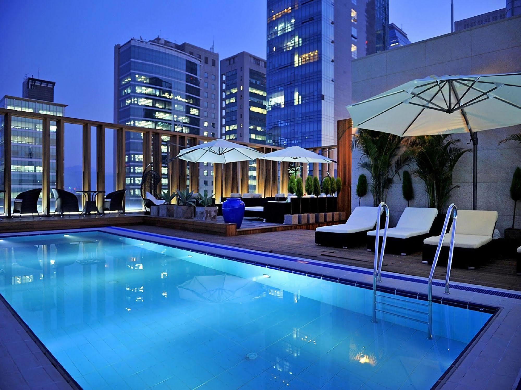 Grammos Hotel Seul Esterno foto