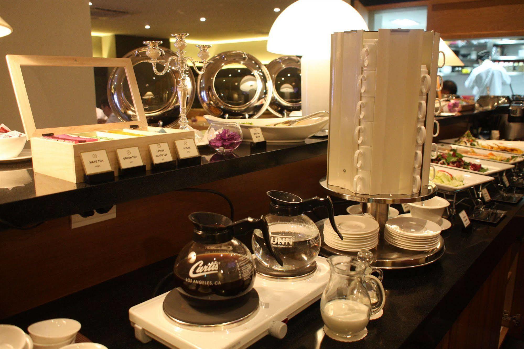 Grammos Hotel Seul Esterno foto